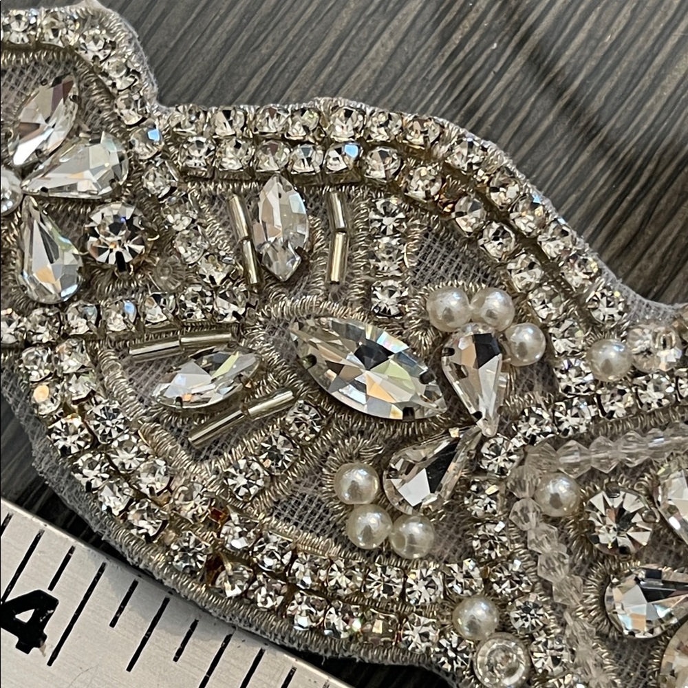 Bridal Dress Belt Silver Rhinestone Crystal with Faux Pearls & Grey Ribbon - Picture 9 of 17